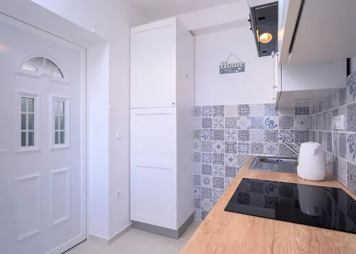 Awaken Gorgeous Sea View شقة