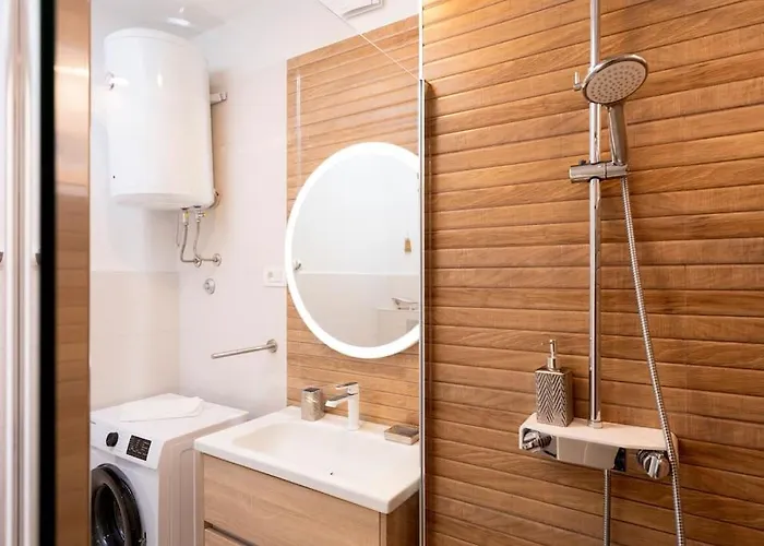 Awaken Gorgeous Sea View هفار