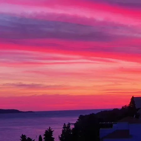 Awaken Gorgeous Sea View Διαμέρισμα Χβαρ